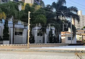 Foto 1 de Casa com 3 Quartos à venda, 210m² em Vila Santo Estéfano, São Paulo