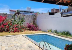 Foto 1 de Casa com 3 Quartos para venda ou aluguel, 182m² em Cabo Branco, João Pessoa