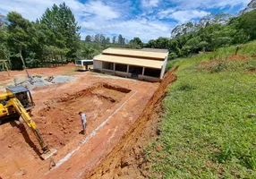 Foto 1 de Lote/Terreno com 1 Quarto à venda, 4255m² em Itaquaciara, Itapecerica da Serra