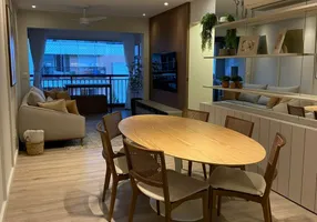 Foto 1 de Apartamento com 3 Quartos à venda, 95m² em Coqueiros, Florianópolis