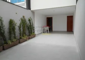 Foto 1 de Sobrado com 3 Quartos à venda, 160m² em Parada Inglesa, São Paulo