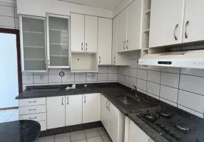 Foto 1 de Apartamento com 3 Quartos para alugar, 98m² em Bosque da Saúde, Cuiabá