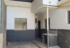 Foto 1 de Casa com 2 Quartos à venda, 65m² em Ladeira, Juiz de Fora