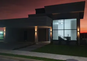 Foto 1 de Casa de Condomínio com 3 Quartos à venda, 298m² em Santa Rosa, Cuiabá