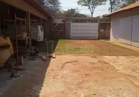 Foto 1 de Casa com 2 Quartos à venda, 155m² em Chácara Flora Araraquara, Araraquara