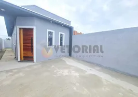 Foto 1 de Casa com 2 Quartos à venda, 65m² em Balneário dos Golfinhos , Caraguatatuba