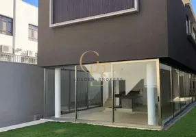Foto 1 de Casa com 3 Quartos à venda, 513m² em Jardim Luzitânia, São Paulo