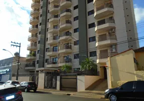 Foto 1 de Apartamento com 3 Quartos à venda, 131m² em Centro, Sertãozinho