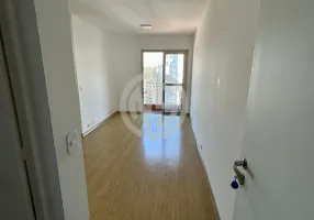Foto 1 de Apartamento com 2 Quartos para alugar, 55m² em Jardim Promissão, São Paulo