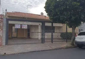 Foto 1 de Casa com 3 Quartos à venda, 139m² em Jardim Aranga, Araraquara