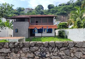 Foto 1 de Casa com 5 Quartos à venda, 229m² em Piratininga, Niterói