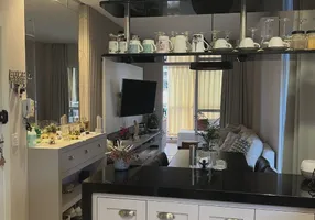 Foto 1 de Apartamento com 3 Quartos à venda, 164m² em Meia Praia, Itapema