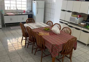 Foto 1 de Casa com 2 Quartos à venda, 150m² em Parque Senhor do Bonfim, Taubaté