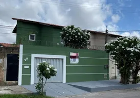 Foto 1 de Sobrado com 2 Quartos à venda, 100m² em Cidade dos Funcionários, Fortaleza