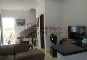 Foto 1 de Casa de Condomínio com 2 Quartos à venda, 52m² em Balneário Maracanã, Praia Grande