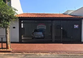 Foto 1 de Casa com 3 Quartos à venda, 180m² em Parque dos Lagos, Ribeirão Preto