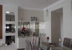 Foto 1 de Apartamento com 4 Quartos à venda, 136m² em Vigilato Pereira, Uberlândia