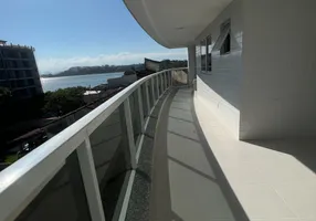Foto 1 de Apartamento com 3 Quartos à venda, 192m² em Praia do Pecado, Macaé