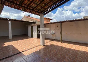 Foto 1 de Imóvel Comercial com 6 Quartos à venda, 304m² em Cidade Jardim, Uberlândia