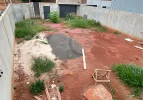 Foto 1 de Lote/Terreno à venda, 216m² em Vila Morumbi, Campo Grande