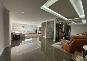 Foto 1 de Casa de Condomínio com 4 Quartos à venda, 475m² em Horto Florestal, São Paulo