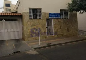 Foto 1 de Sobrado com 3 Quartos para venda ou aluguel, 220m² em Centro, Araraquara