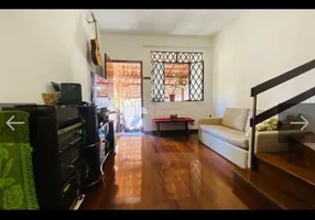 Foto 1 de Casa com 2 Quartos à venda, 70m² em Santa Rosa, Belo Horizonte