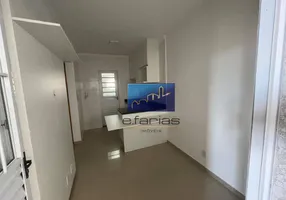 Foto 1 de Apartamento com 2 Quartos para alugar, 33m² em Vila Matilde, São Paulo