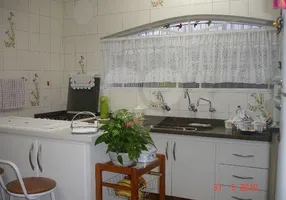 Foto 1 de Sobrado com 3 Quartos à venda, 300m² em Vila Irmãos Arnoni, São Paulo