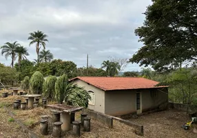 Foto 1 de Fazenda/Sítio com 4 Quartos à venda, 1000m² em Zona Rural, São Joaquim de Bicas