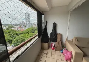 Foto 1 de Apartamento com 2 Quartos à venda, 60m² em Ilha do Retiro, Recife