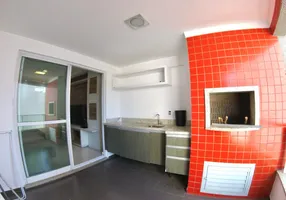 Foto 1 de Apartamento com 3 Quartos à venda, 100m² em Praia dos Amores, Balneário Camboriú