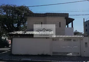 Foto 1 de Sobrado com 4 Quartos à venda, 120m² em Campo da Aviação, Praia Grande