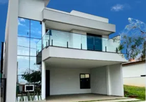Foto 1 de Sobrado com 3 Quartos à venda, 256m² em Conjunto Habitacional Alexandre Urbanas, Londrina