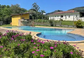 Foto 1 de Fazenda/Sítio com 3 Quartos à venda, 2000m² em Parque Brasil, São Paulo