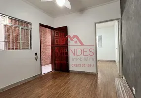 Foto 1 de Casa com 2 Quartos à venda, 59m² em Samambaia, Praia Grande