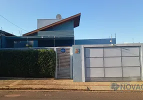 Foto 1 de Sobrado com 4 Quartos à venda, 240m² em Vila Vilas Boas, Campo Grande