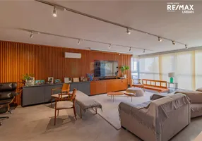 Foto 1 de Apartamento com 3 Quartos à venda, 169m² em Jardins, São Paulo