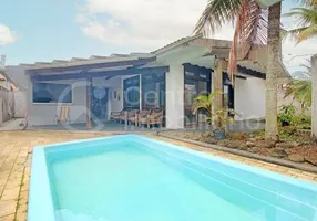 Foto 1 de Casa com 5 Quartos à venda, 220m² em Itapema do Norte, Itapoá