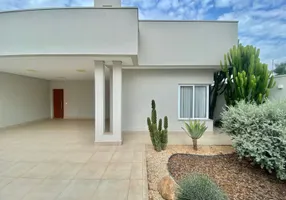 Foto 1 de Casa com 3 Quartos para alugar, 185m² em Jardim Santana, Americana