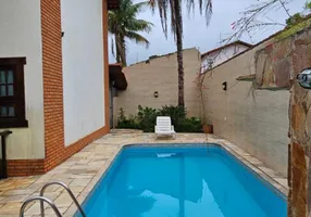 Foto 1 de Casa de Condomínio com 2 Quartos à venda, 10m² em Centro, Bertioga