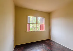 Foto 1 de Apartamento com 3 Quartos à venda, 74m² em Medianeira, Porto Alegre