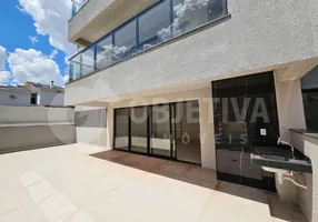 Foto 1 de Apartamento com 3 Quartos para alugar, 200m² em Morada da Colina, Uberlândia