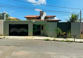 Foto 1 de Sobrado com 3 Quartos para venda ou aluguel, 358m² em Nova Piracicaba, Piracicaba