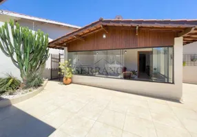 Foto 1 de Casa com 3 Quartos à venda, 225m² em Santa Rosa, Vinhedo