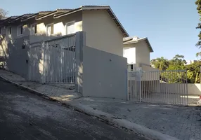 Foto 1 de Casa de Condomínio com 2 Quartos à venda, 55m² em Quinta dos Angicos, Cotia