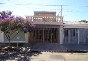 Foto 1 de Casa com 3 Quartos à venda, 180m² em Vila Santa Madre Cabrini, São Carlos