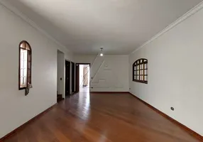 Foto 1 de Sobrado com 3 Quartos à venda, 500m² em Jardim Bom Refúgio, São Paulo