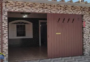 Foto 1 de Casa com 3 Quartos à venda, 116m² em Vila Tupi, Praia Grande