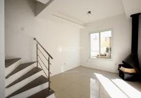 Foto 1 de Casa de Condomínio com 3 Quartos à venda, 125m² em Ipanema, Porto Alegre